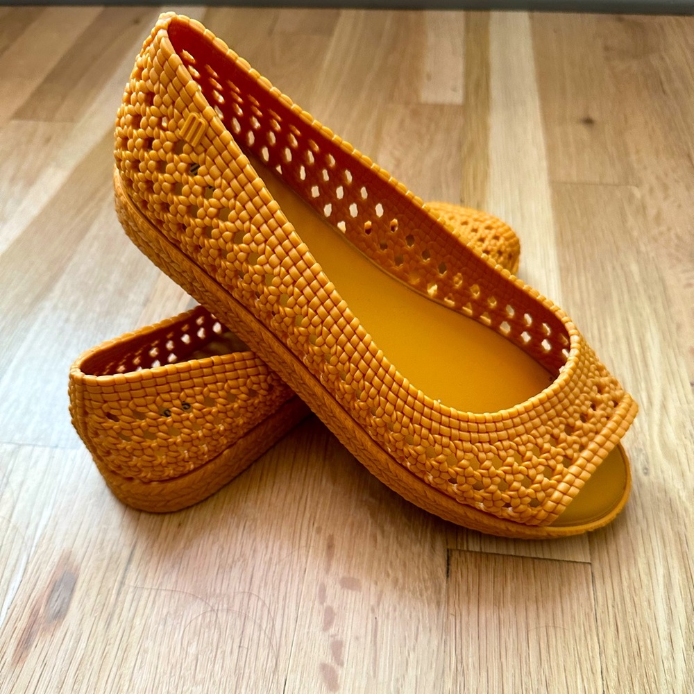 melissa x Jason Wu peep toe jellies